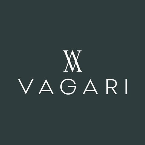 Vagari Bags logo